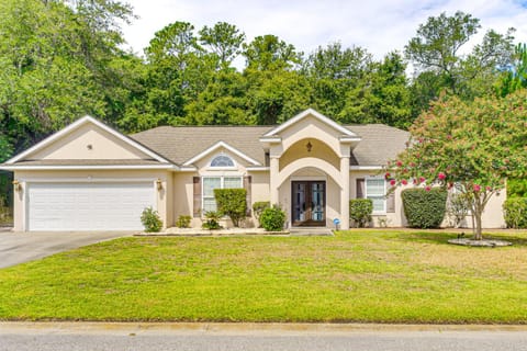 Luxe Brunswick Home about 14 Mi to Jekyll Island! House in Camden County