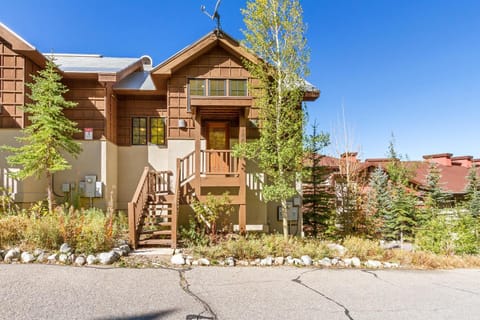 First Tracks Townhome House in Wasatch County