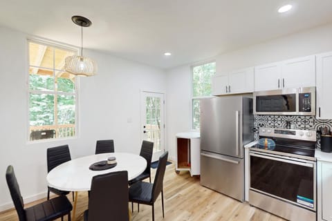 Chalet at Dreaming Creek House in Lynchburg