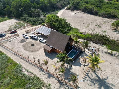 Ocean front and lagoon on the back Eco- house House in Atlántida Department