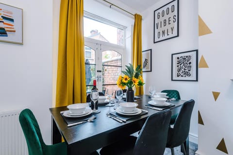 Decorative detail, Dining area