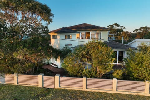 The Beach House- Bawley Point Maison in Bawley Point