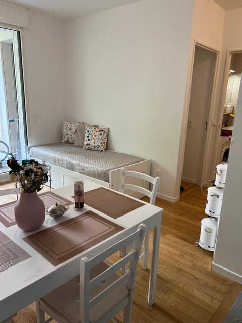 Appartement T3 Haut de standing paris Apartment in Clichy