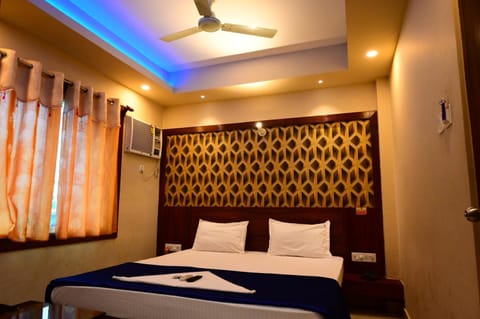 Mor Hotel Park View-সমুদ্র সৈকত পুরীর কাছে পার্ক ভিউ হোটেল-Lift- Wifi with Restaurant Facilities-Near PURI Sea Beach Best Selling & Best Choice of Travellers Hotel in Puri