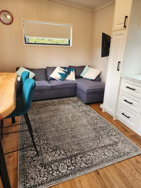 Cozy self contained Tiny Home Apartment in Palmerston North