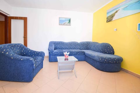 Apartment Stinjan, Istria 1 Condo in Varoš
