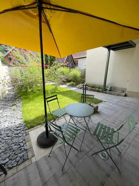 Garden, Dining area, Garden view