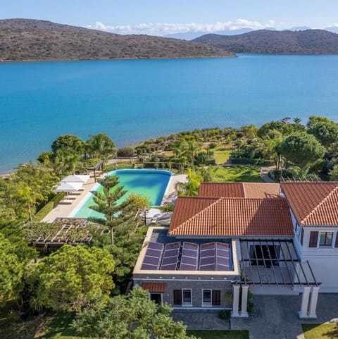 Day, Natural landscape, Bird's eye view, Mountain view, Pool view, Sea view, Swimming pool, sunbed