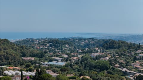 Villa contemporaine avec piscine Villa in Vence