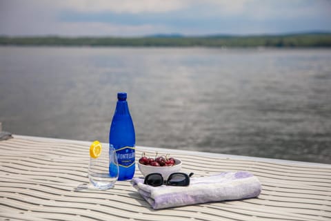 La Cozy O-Lac Magog Chalet in Sherbrooke