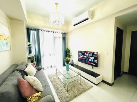 TV and multimedia, Living room, air conditioner