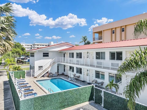 Property building, Pool view, Swimming pool