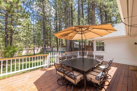 Patio, Balcony/Terrace, Dining area, Garden view