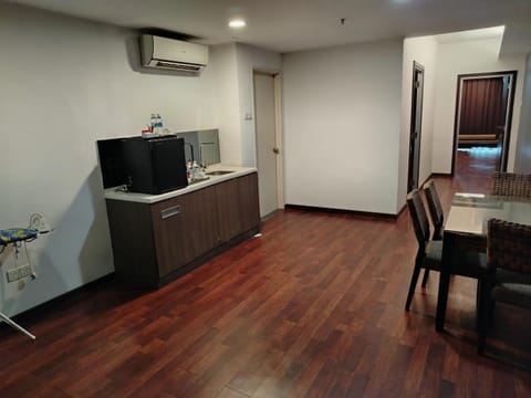 Dining area, minibar, air conditioner