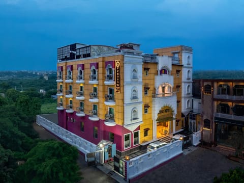 Property building, Bird's eye view