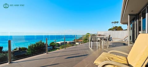 Mornington Ocean Views private stage 5BR Haven House in Dromana