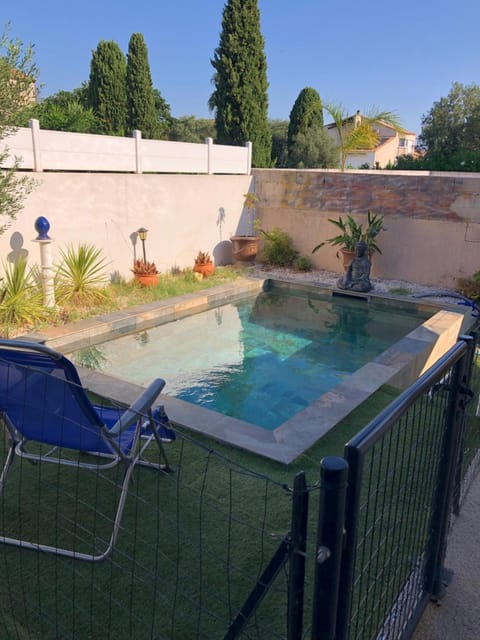 Appartement avec piscine privative Apartment in Lattes