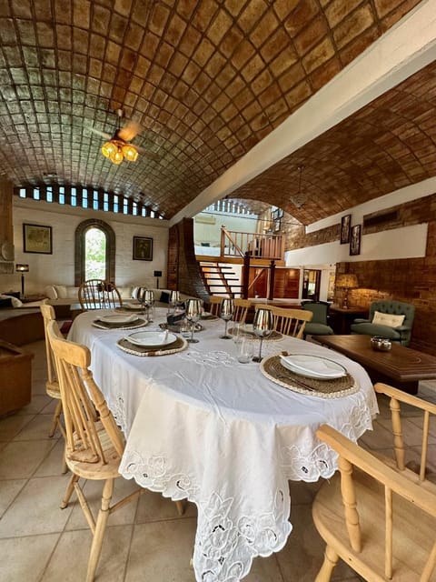 Dining area, fireplace, air conditioner