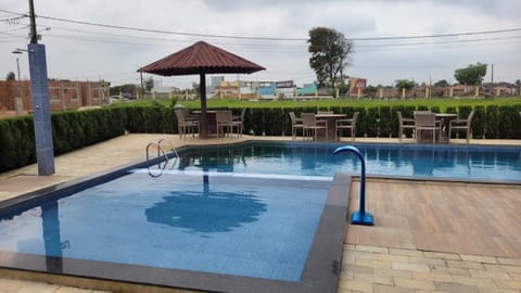 Pool view, Swimming pool