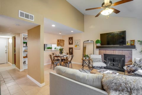 College Station Gem with Pool Access Near University House in College Station