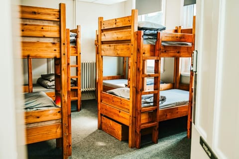 Bed, Bedroom, bunk bed