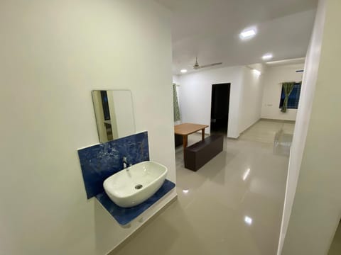 VR city homestay kochi Apartment in Kochi