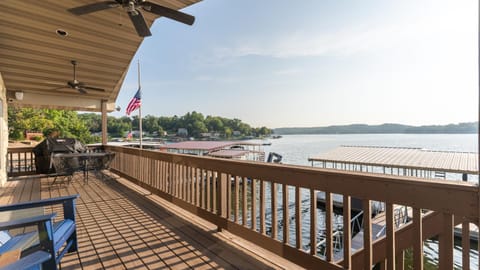 Day, View (from property/room), Balcony/Terrace, Lake view