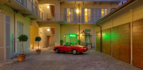 Inner courtyard view