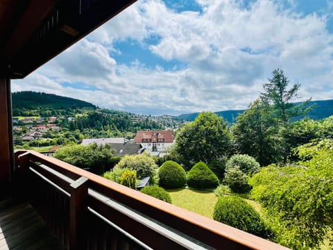 Nearby landmark, Day, Natural landscape, Mountain view