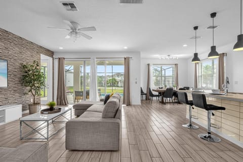 Living room, Dining area