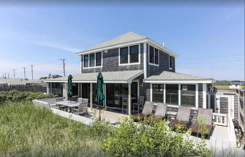 North Truro Beachfront House For a Group Haus in North Truro