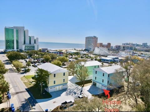 Derby Blue B - Ocean View - Garage & EV Charger House in Myrtle Beach