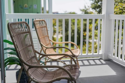 DERBY BLUE A- Ocean Views- Garage & EV Charger House in Myrtle Beach