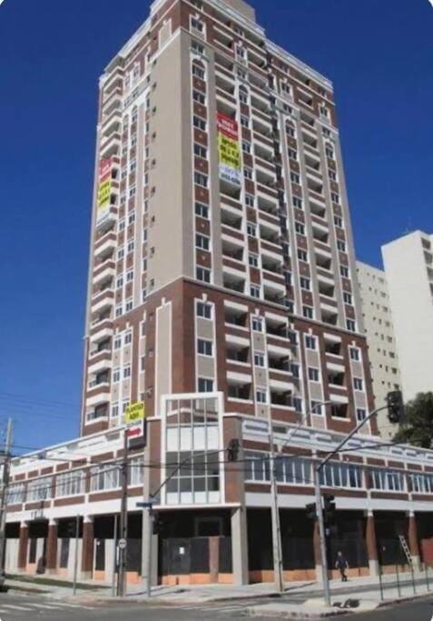 Área nobre do Cabral Apartment in Curitiba