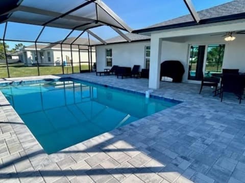 Pool view, Swimming pool