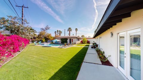 Mini Resort is Yours fun in the sun with Massive Back Yard A please surprise upon arrival at your mini resort House in Palm Desert