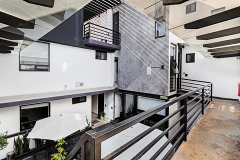 Property building, Balcony/Terrace, Photo of the whole room, Garden view