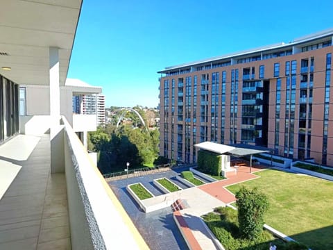 Luxury Condo 2Bedrooms near Olympic Park CBD Apartment in Parramatta