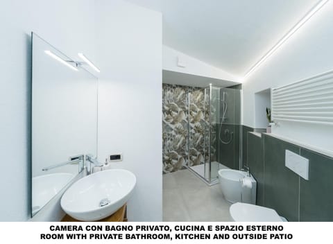 Shower, Toilet, Bathroom, bidet