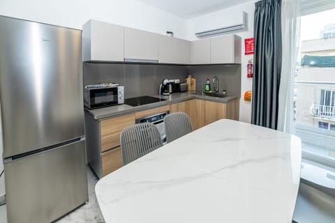 New, Stylish and Modern 1BR Apartment Apartment in Saint Paul's Bay