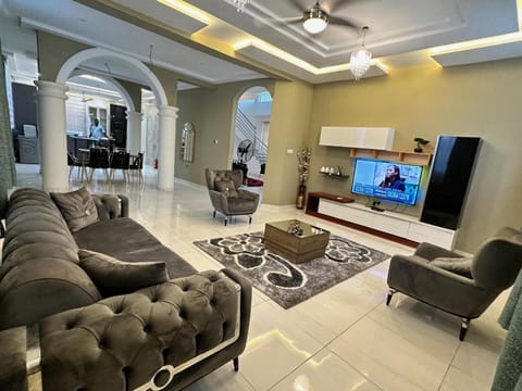 TV and multimedia, Living room