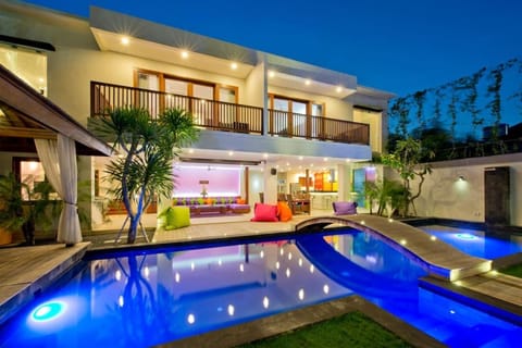 Property building, Patio, Garden, Pool view, Swimming pool