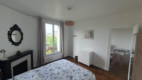 T2 lumineux proche métro 8 Apartment in Créteil