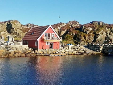 Four-Bedroom Holiday home in Utsira House in Rogaland