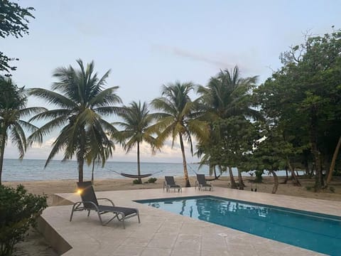 Destinations Roatan with Private Pool Apartment in Bay Islands Department