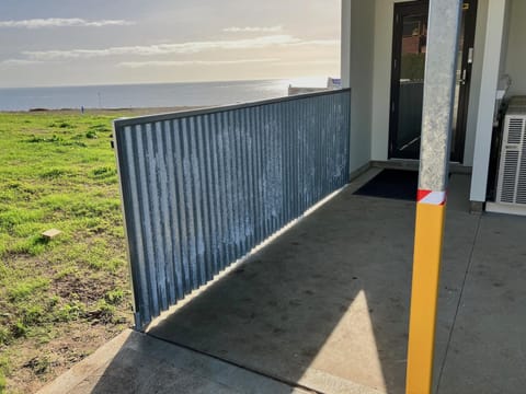 Facade/entrance, View (from property/room), Sea view