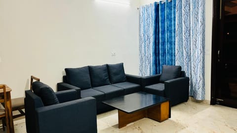 Aerocity Retreat - Luxe Stay in Chandigarh Villa in Punjab, India