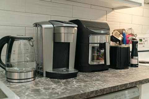 Coffee/tea facilities, Kitchen or kitchenette, toaster