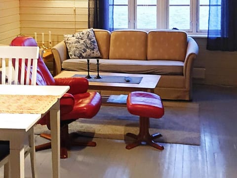 Two-Bedroom Holiday home in Gravdal 1 House in Lofoten