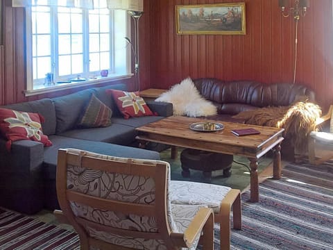 Four-Bedroom Holiday home in Follafoss House in Trondelag